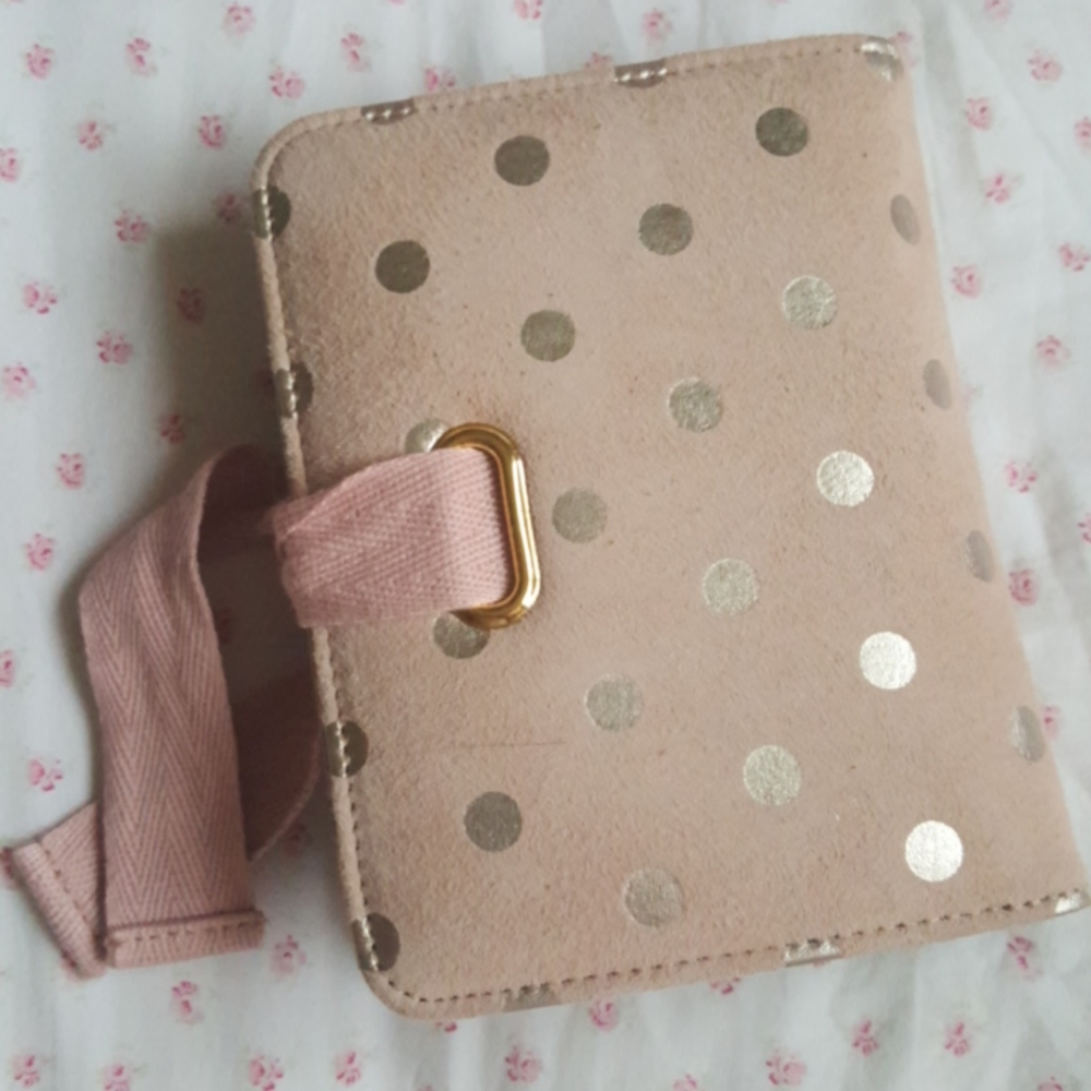 Juicy Couture pink & gold dots MP3 speaker wallet - Picture 2 of 11